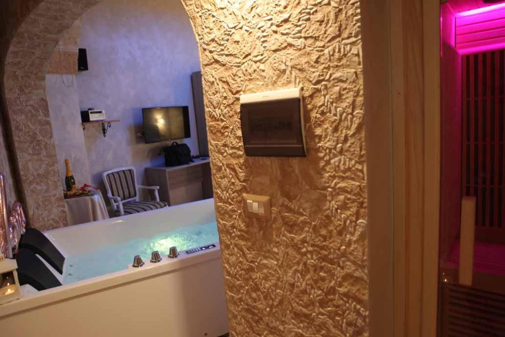 Afrodite Luxury Suite Veglie Εξωτερικό φωτογραφία
